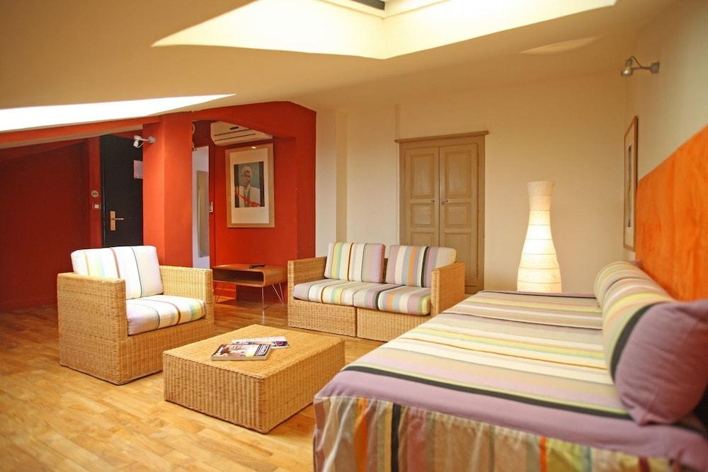 Hotel Balanea Calvi  Exteriör bild