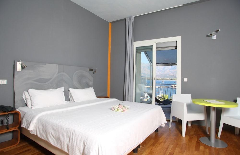 Hotel Balanea Calvi  Exteriör bild